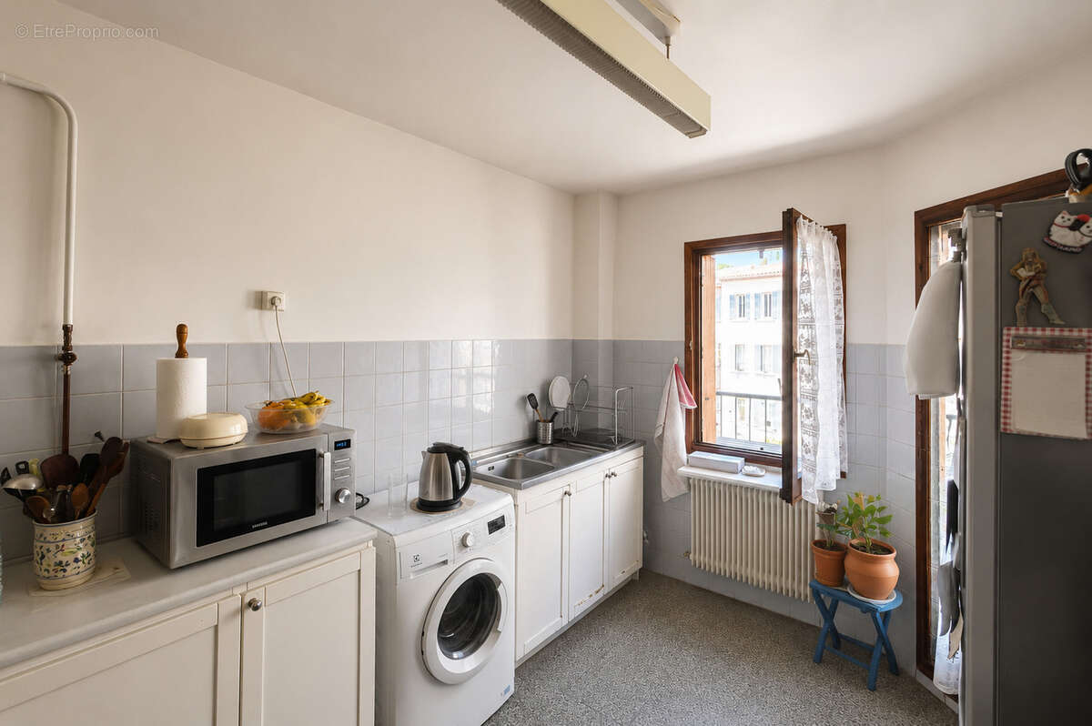 Appartement à MARSEILLE-7E