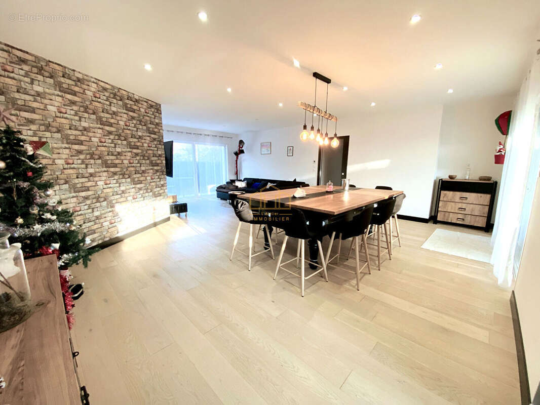 Maison à GUJAN-MESTRAS