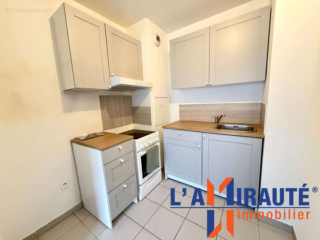 Appartement à SARTROUVILLE