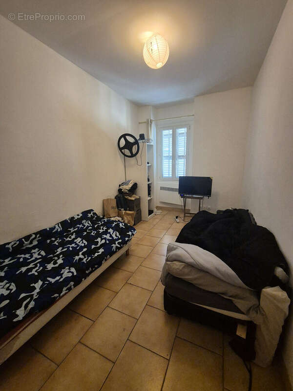 Appartement à MARSEILLE-2E