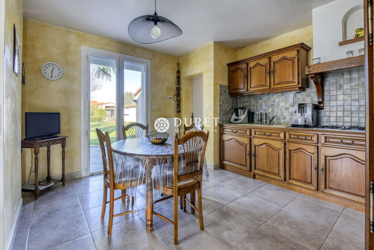 Maison à BOUSSAY