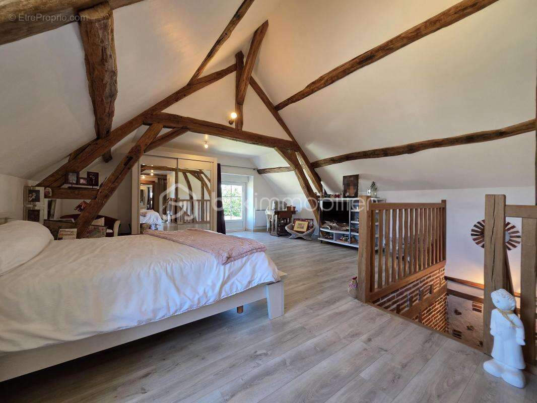 Propriété d'exception de 240m² 8 pièces - photo 11