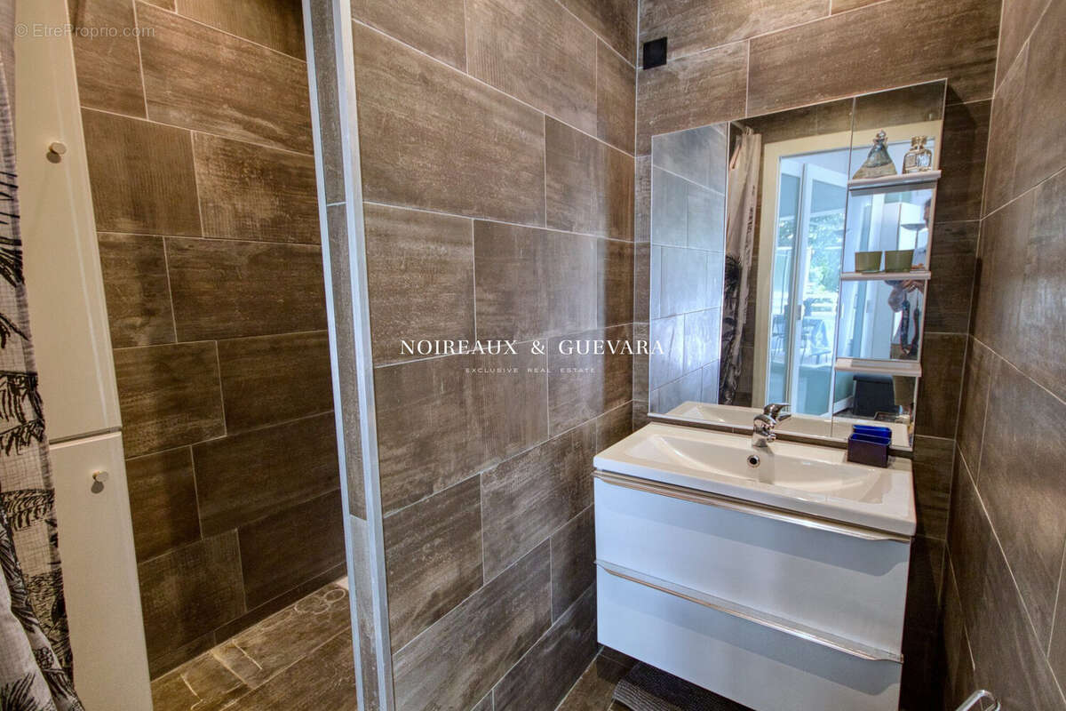 Appartement 35 m² à Cannes  - photo 7
