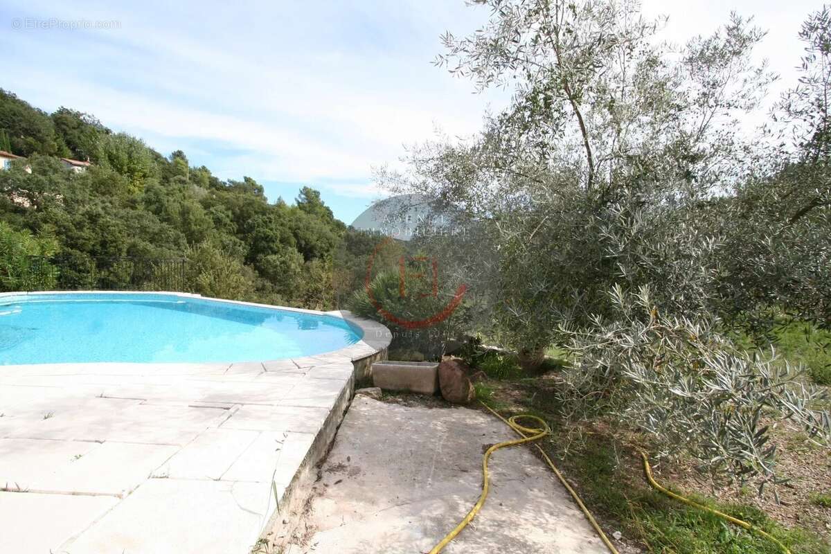 Maison à LES ADRETS-DE-L'ESTEREL