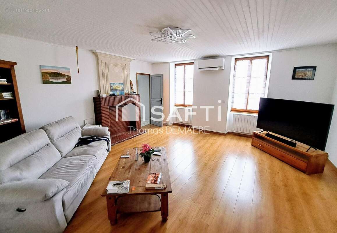 Photo 2 - Maison à BUSSAC-FORET