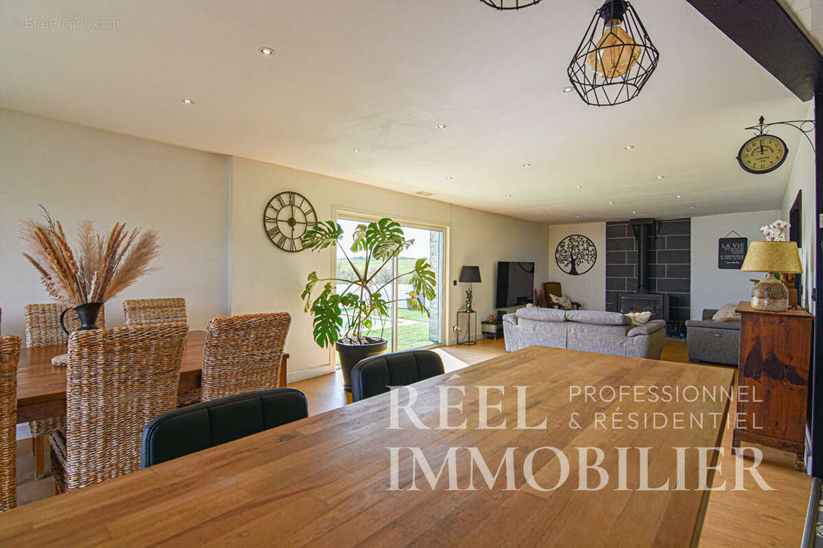 Maison à NOUGAROULET