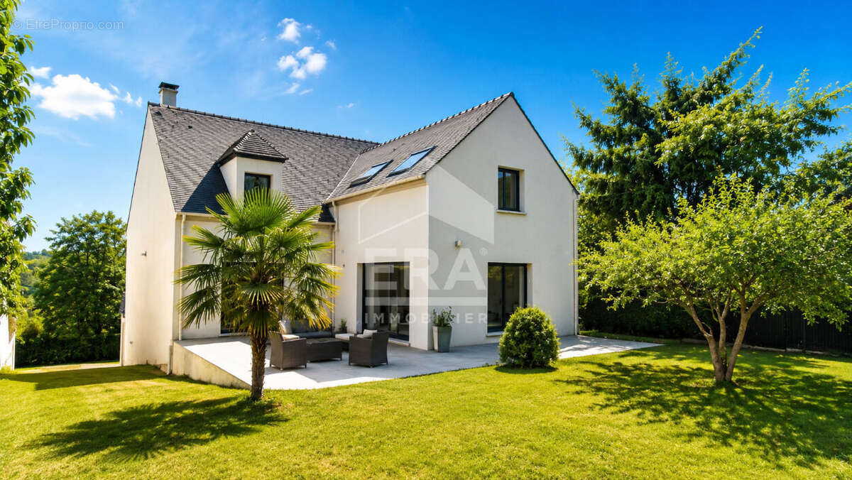 Maison à BRIE-COMTE-ROBERT