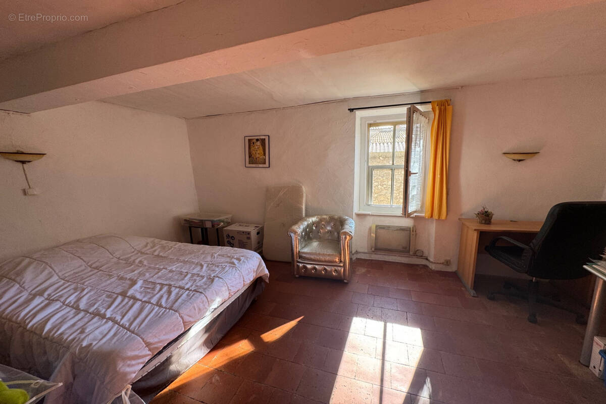 Maison à ROUBIA