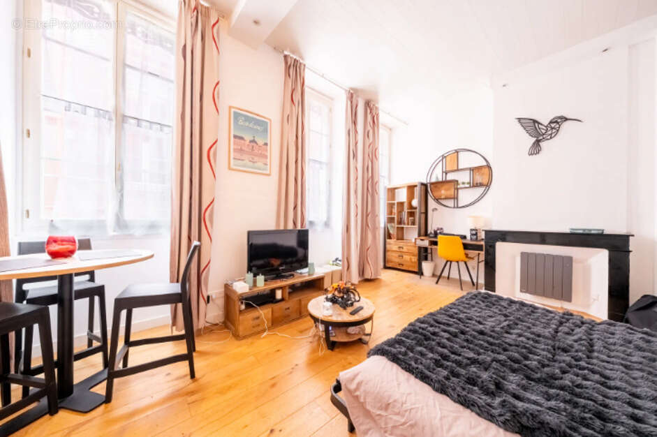 Appartement à BORDEAUX