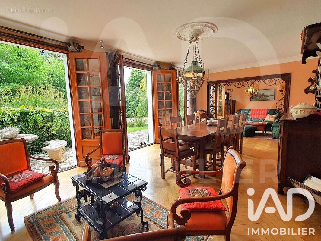 Maison 111 m² à Chasseneuil-Sur-Bonnieure  - photo 8