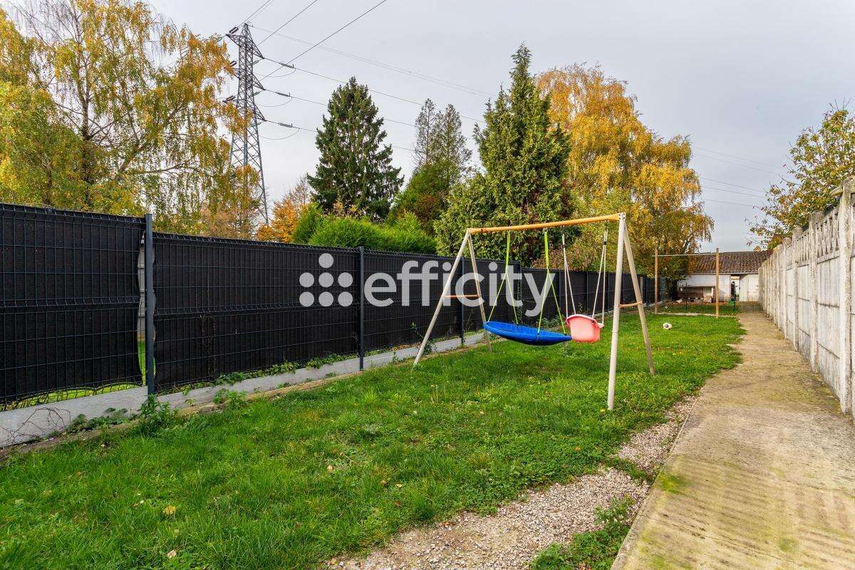 Maison à COURRIERES