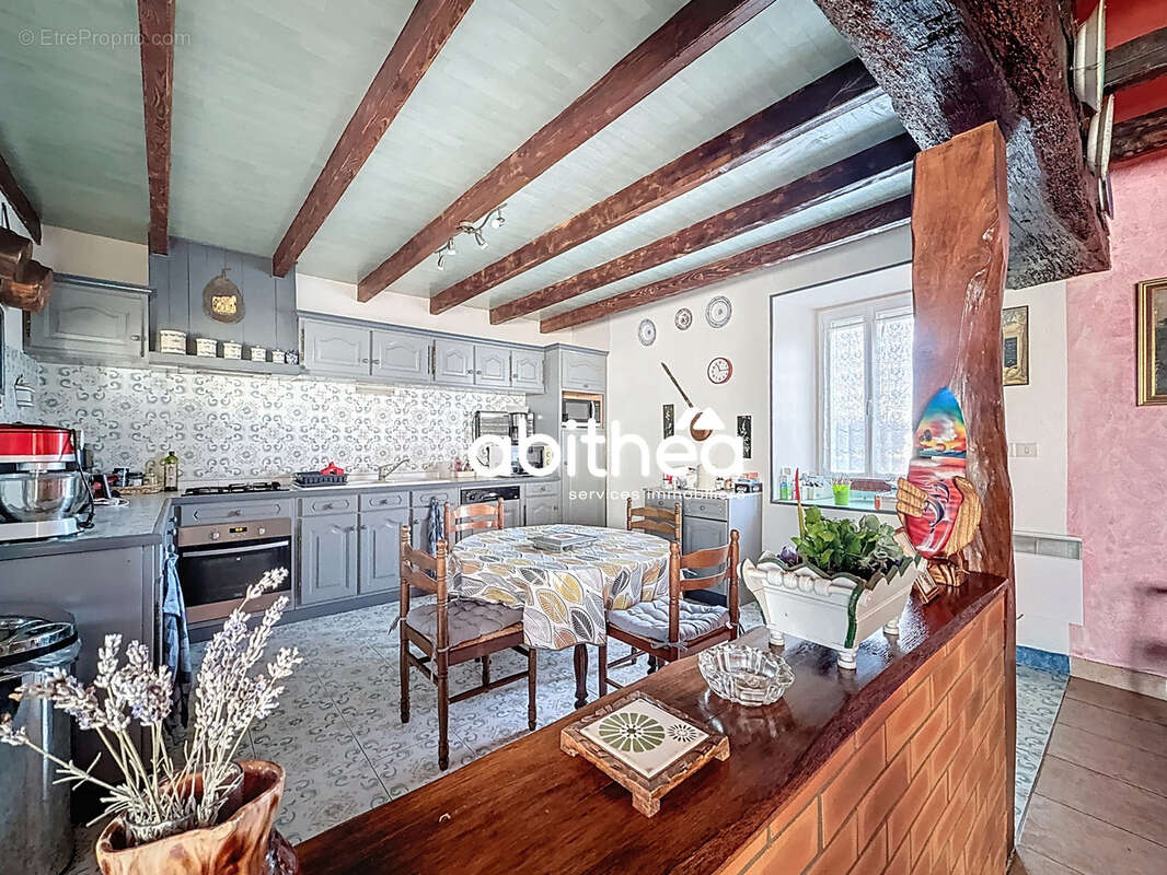 Maison à VILLEFAGNAN