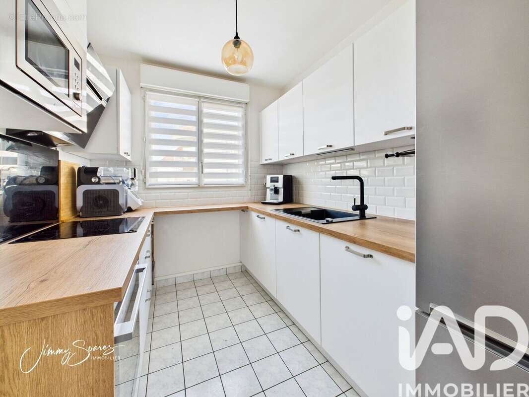Photo 6 - Appartement à LIEUSAINT