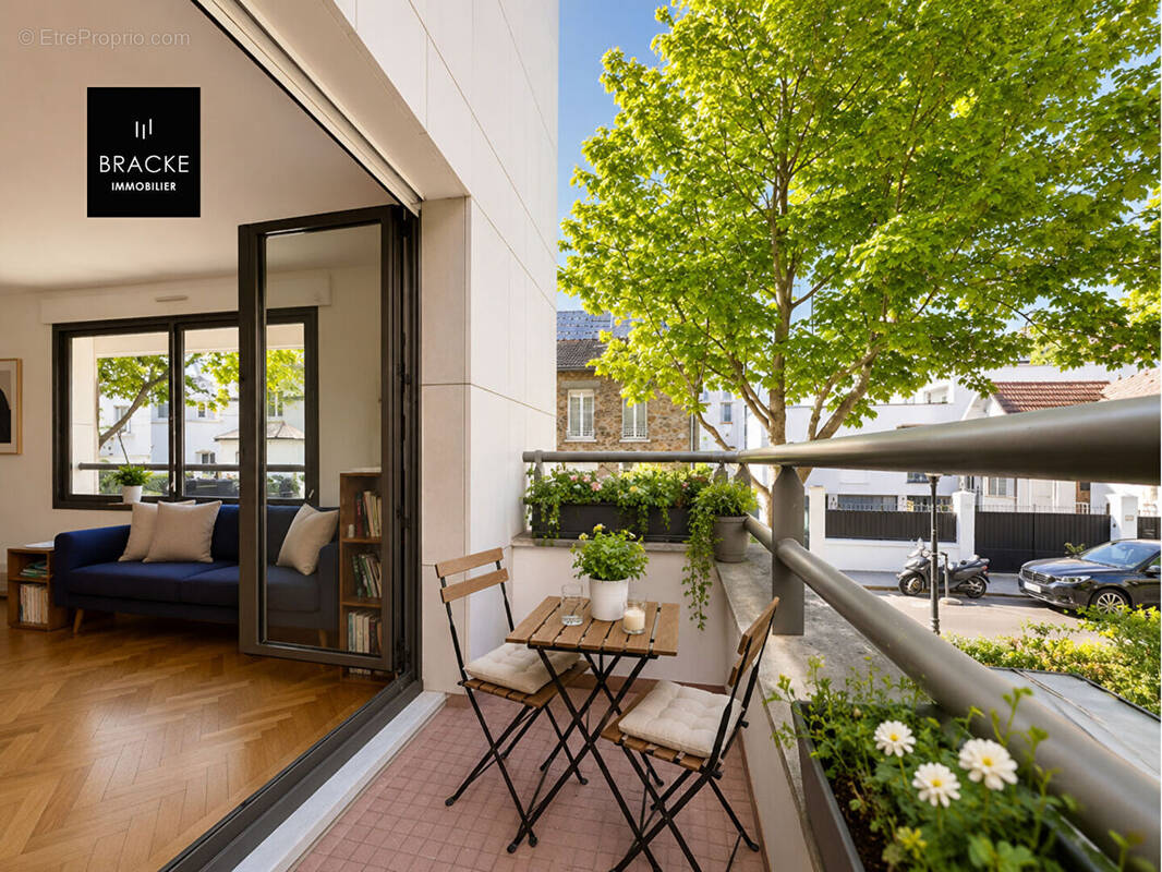 Appartement à COURBEVOIE