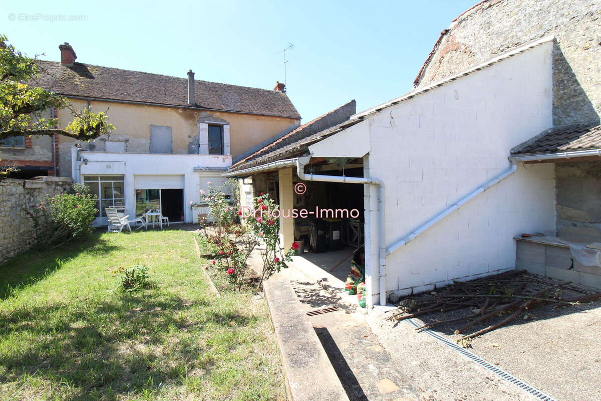 Maison à BEAUMONT-DU-GATINAIS