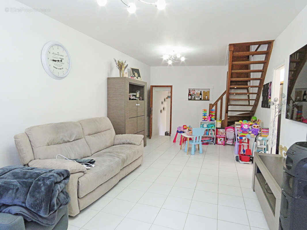 Maison à SAINT-GERMAIN-DES-PRES