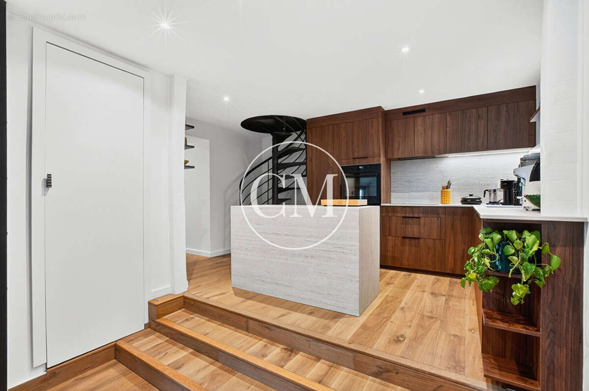 Appartement à CRESPIERES