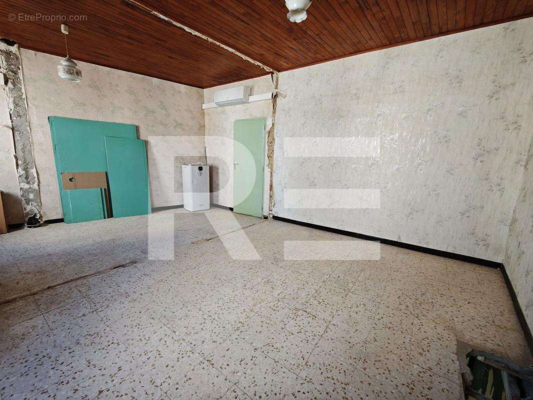 Generac - maison de village a fort potentiel - photo 8