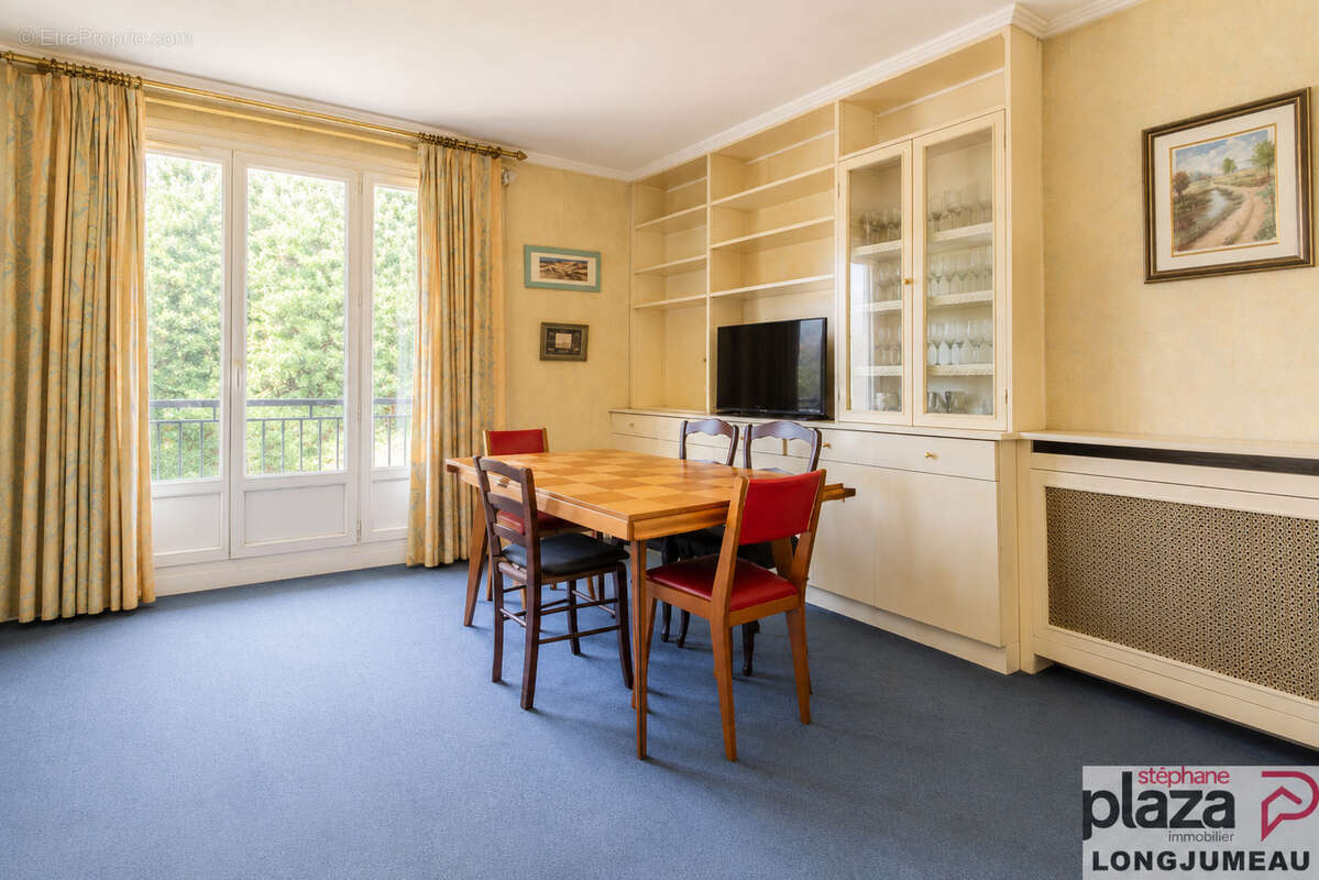 Appartement à LONGJUMEAU