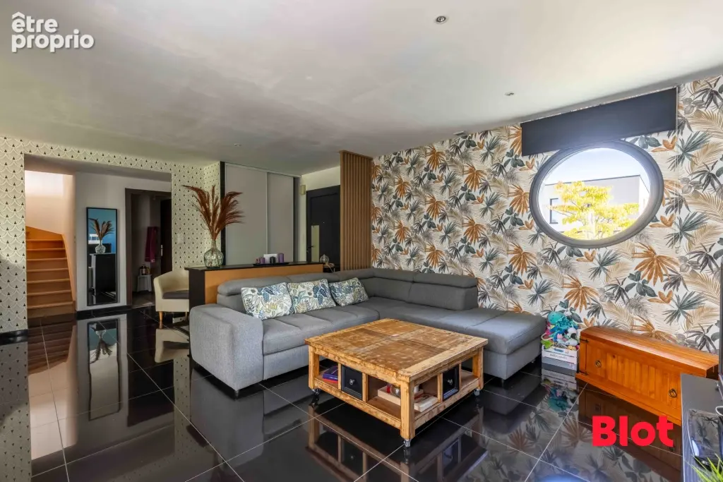 Maison 7 pièces 140 m² à vendre à Thorigne-Fouillard (35235) - photo 5
