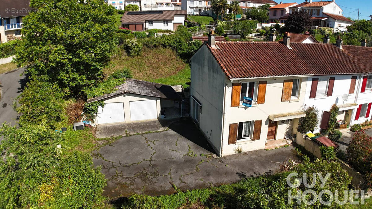 Maison à LAGOR