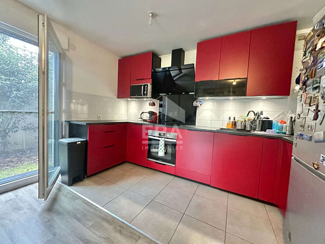 Appartement à SARTROUVILLE