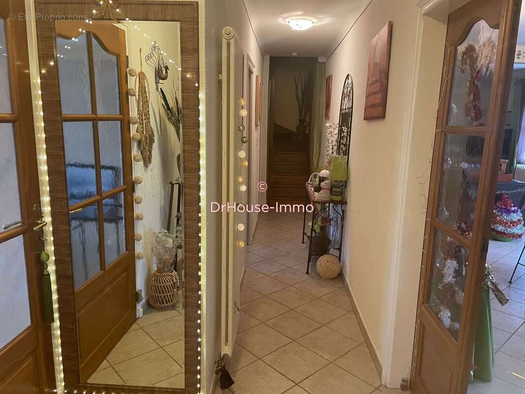 Maison à SAINT-PRIVAT-DES-VIEUX