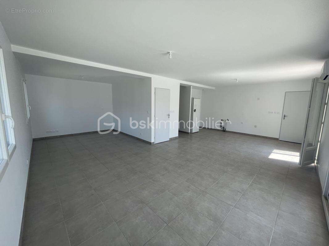 Maison (négociable) 140 m² avec piscine - photo 3