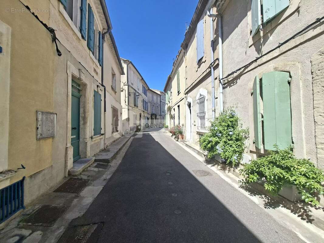 Arles , quartier de la Hauture - photo 14