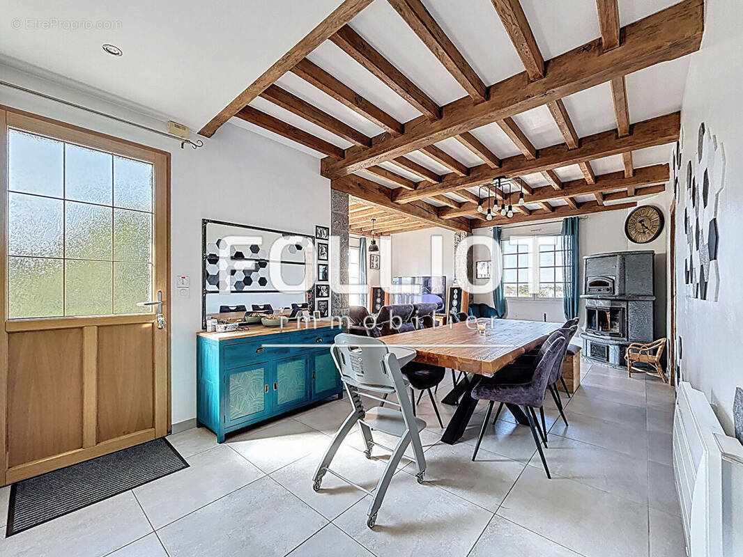 Maison à SAINT-AUBIN-DES-PREAUX