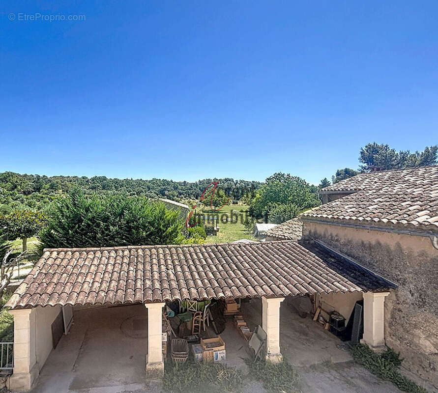 Maison de village en pierre avec une place de parking privative  Gordes - photo 2