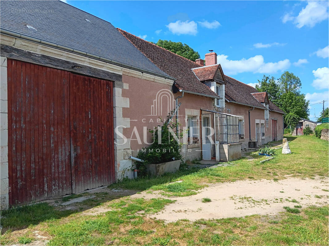 Maison à CHISSAY-EN-TOURAINE