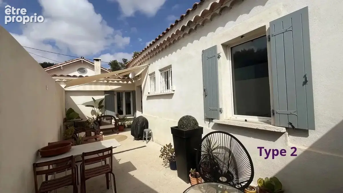 Martigues – Propriété de charme rénovée avec 2 maisons, grand jardin et dépendance - photo 17