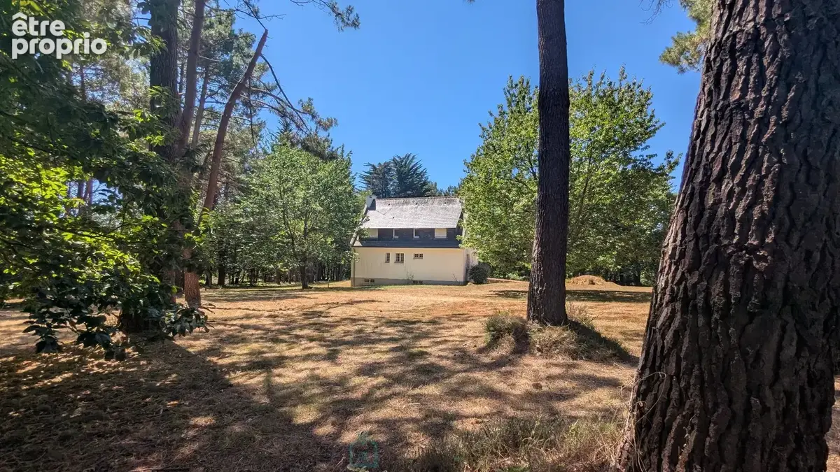Maison familiale de 5 chambres à rénover  Sous-sol complet  Terrain de 8 291 m²  À 1,6 km de la Petite Mer de Gâvres - photo 26