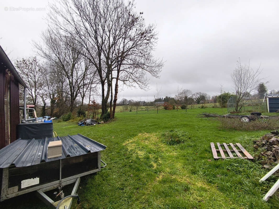 Maison à VILLEDIEU-LES-POELES