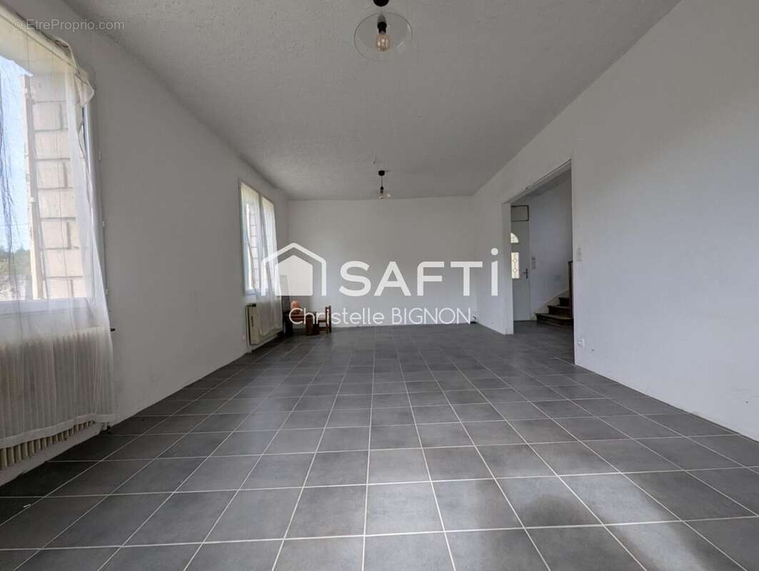 Photo 3 - Maison à SAINT-MAXIMIN