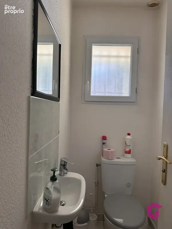 Annonay maison 3 chambres et un bureau avec terrain - photo 11