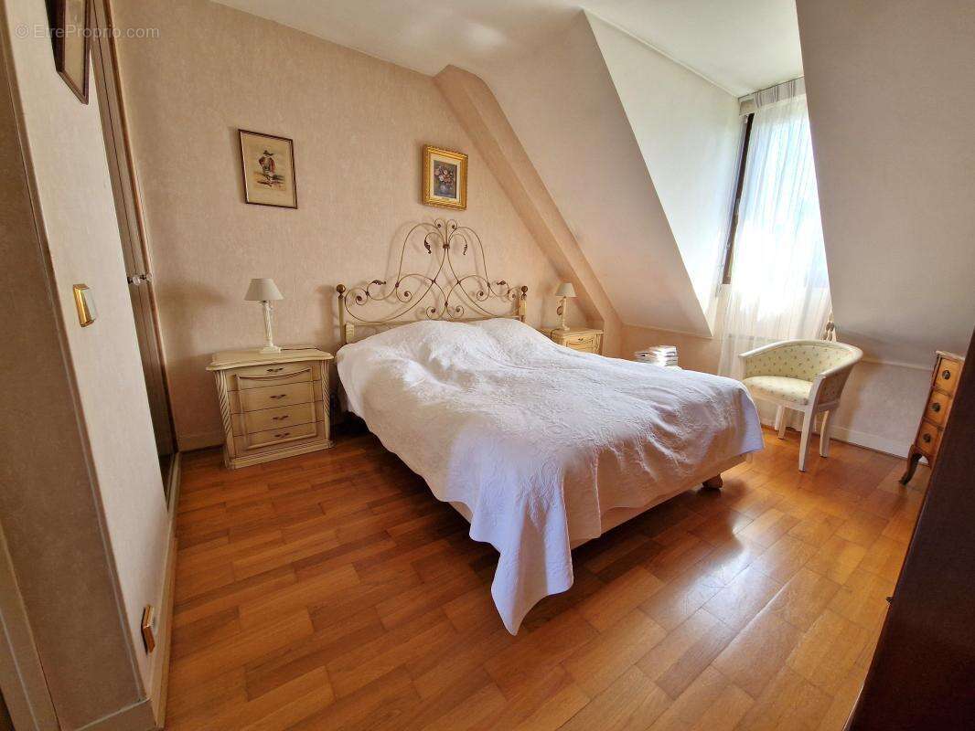 Maison à JUVISY-SUR-ORGE