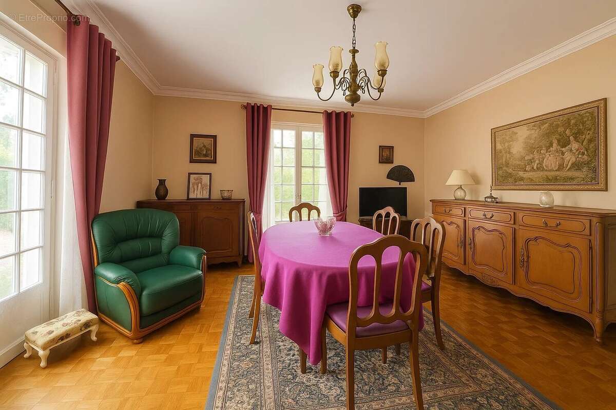 Maison à CHASSENON