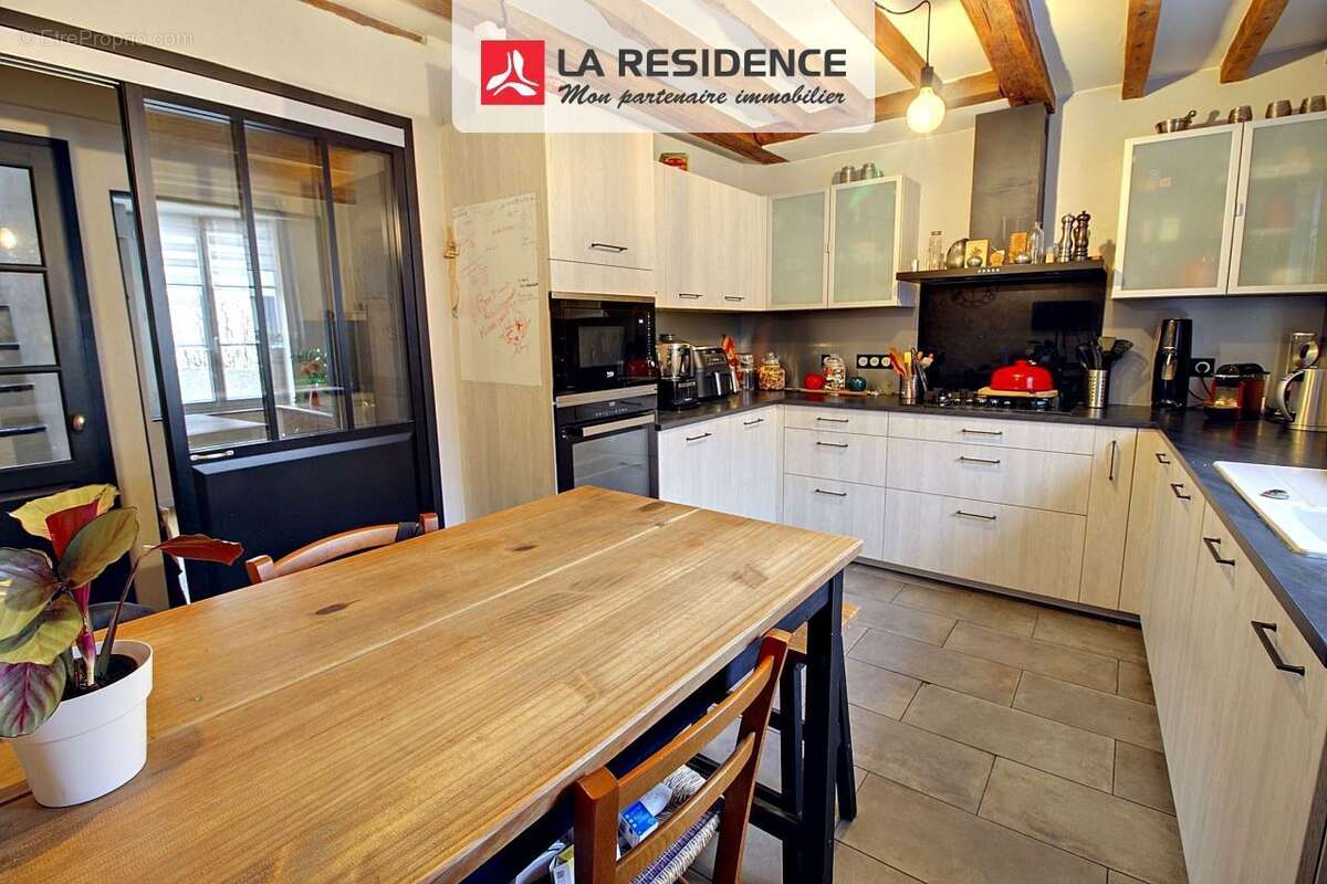 Appartement à VAUX-SUR-SEINE