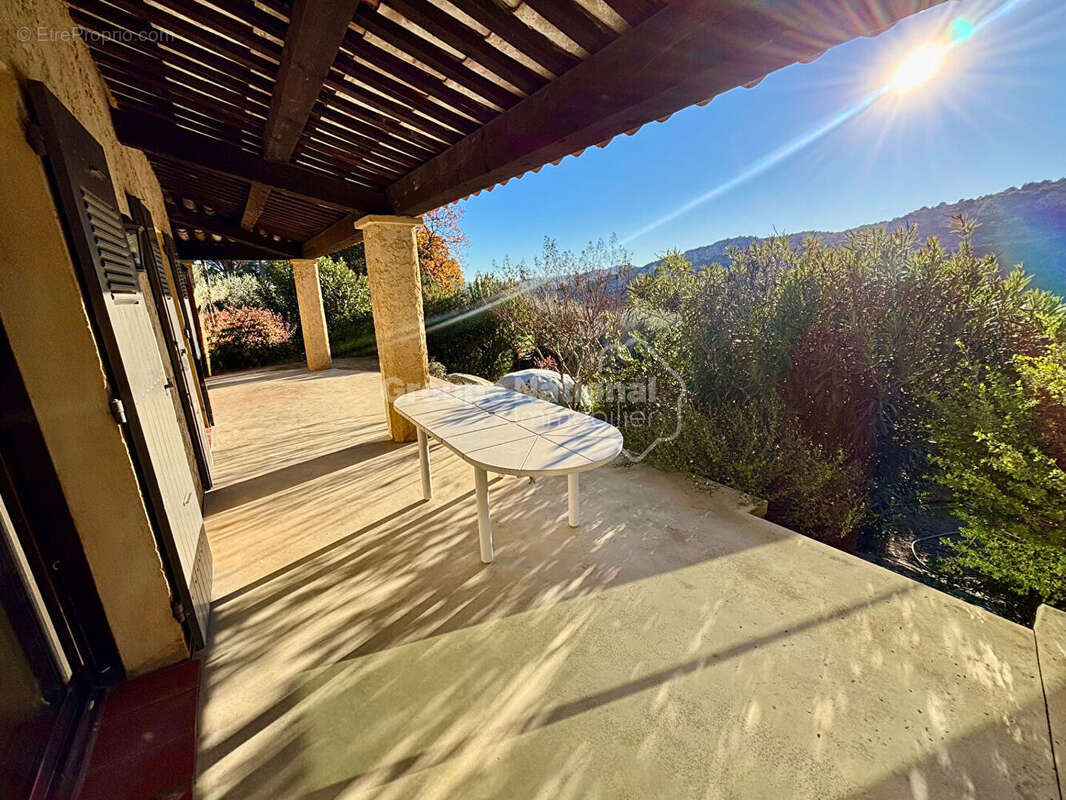 Maison à SAINT-MARTIN-D'ARDECHE