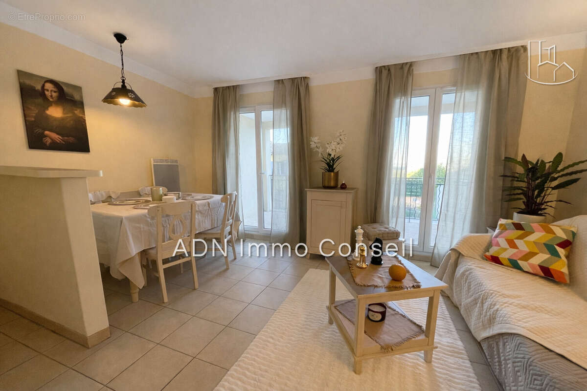 Appartement à MALLEMORT