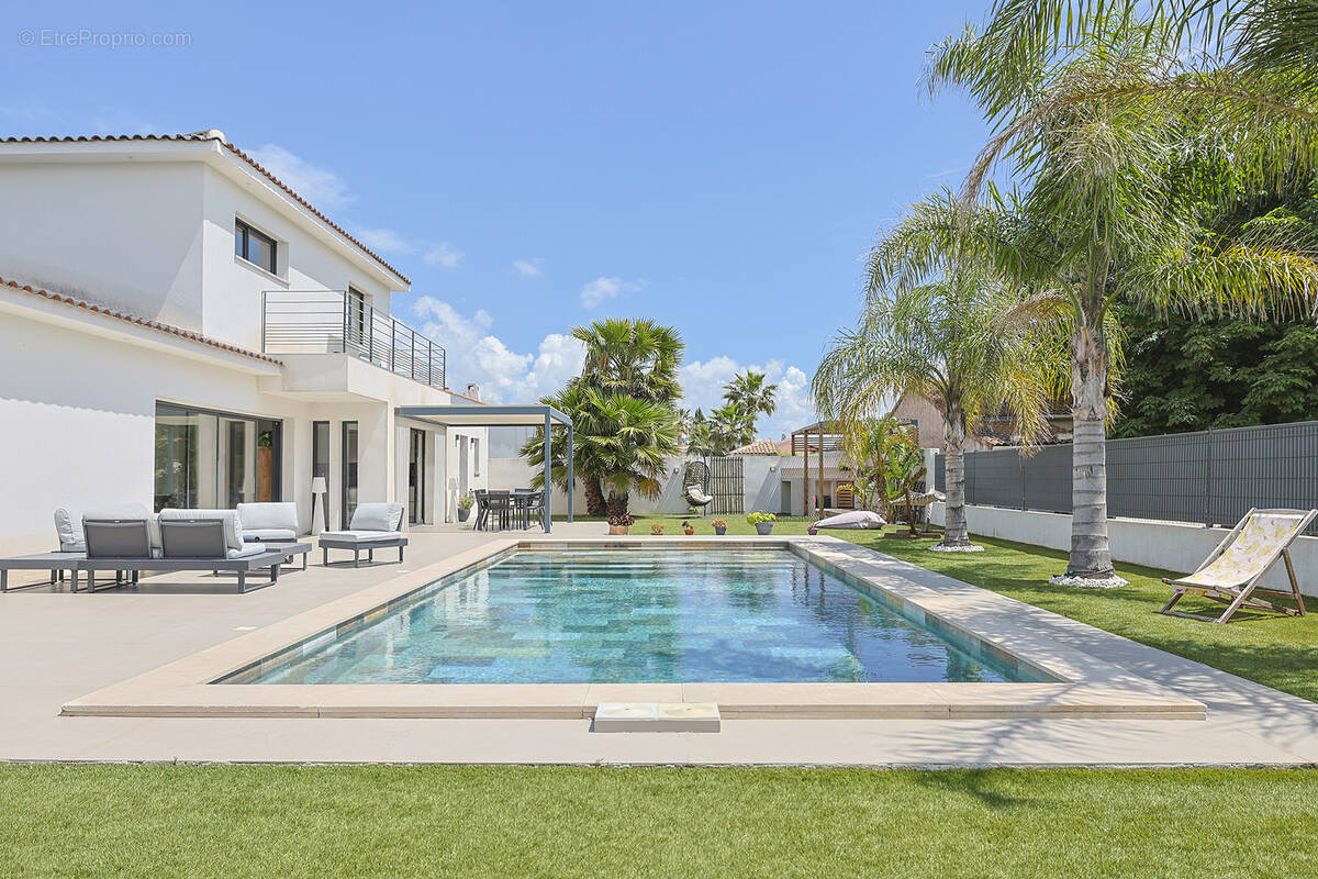 Maison à LA FARLEDE