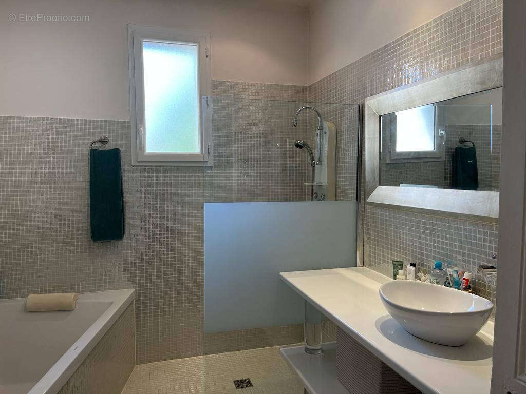 Maison quartier Arènes - photo 6