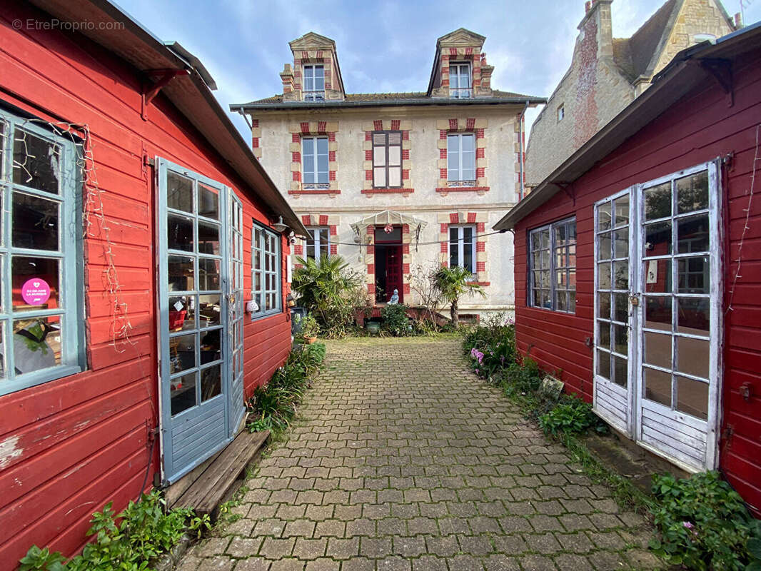 Appartement à OUISTREHAM