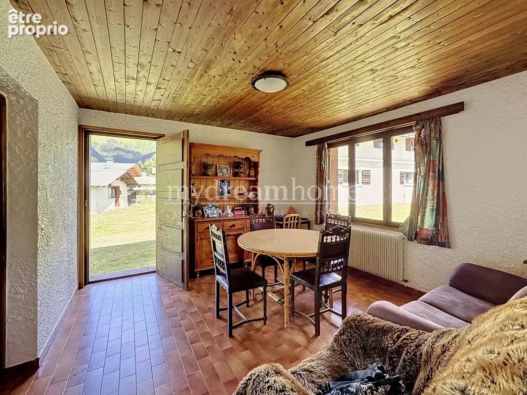 À VENDRE – Ensemble immobilier de 3 chalets à Notre Dame de Bellecombe (73590) - photo 32