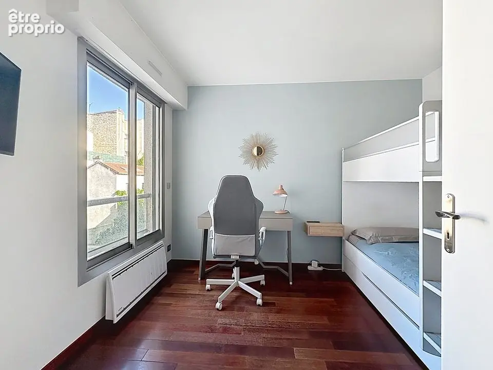 Appartement 4 pièces de 118m2 - CENTRE VILLE - photo 8