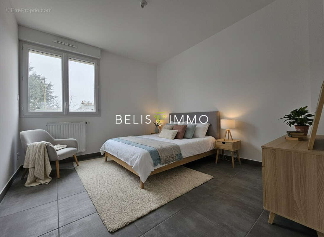 Maison à MONTLOUIS-SUR-LOIRE