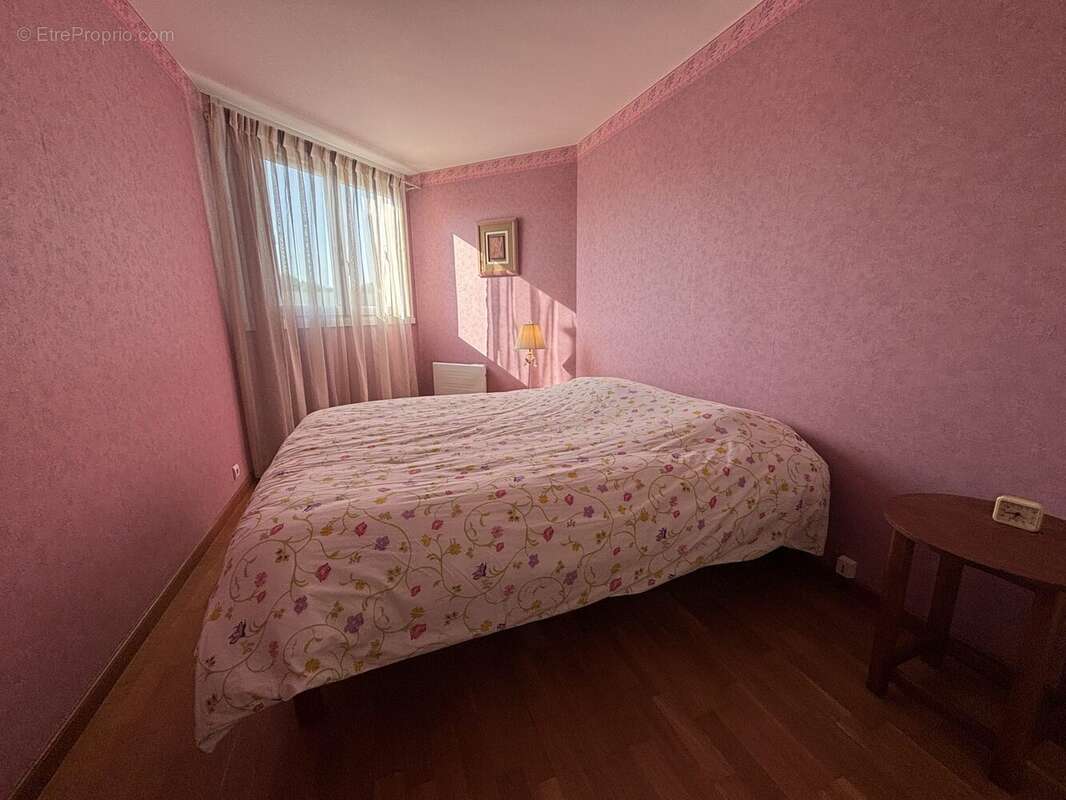 Appartement à MONTIGNY-LE-BRETONNEUX