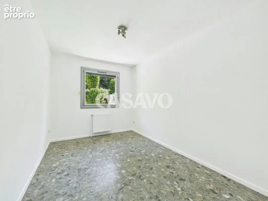 Vente Maison 5 pièces de 134m² - 69130 Écully - photo 9